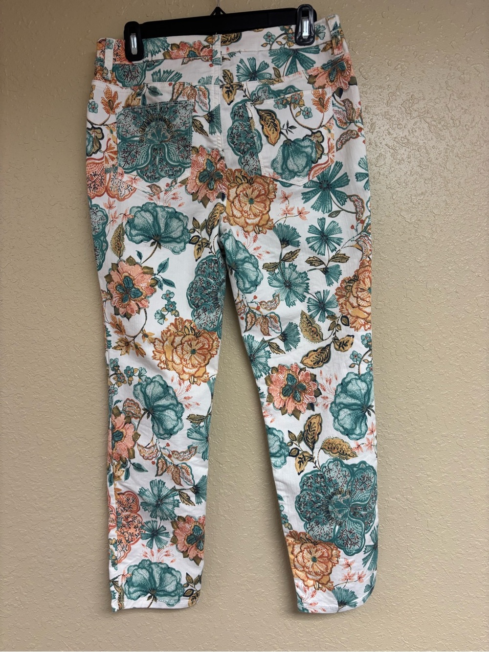 Chico's White Floral Print Skinny Jeans